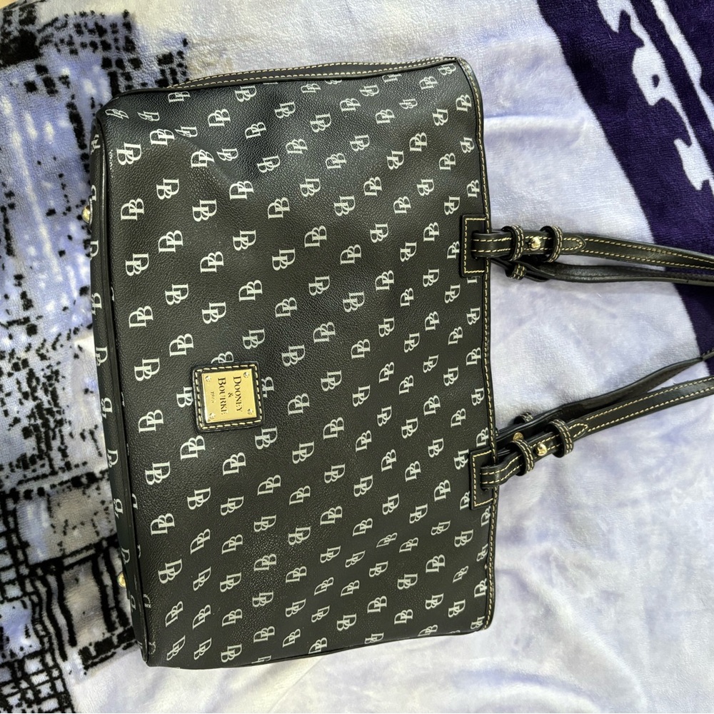 Dooney & Bourke Black and White Handbag